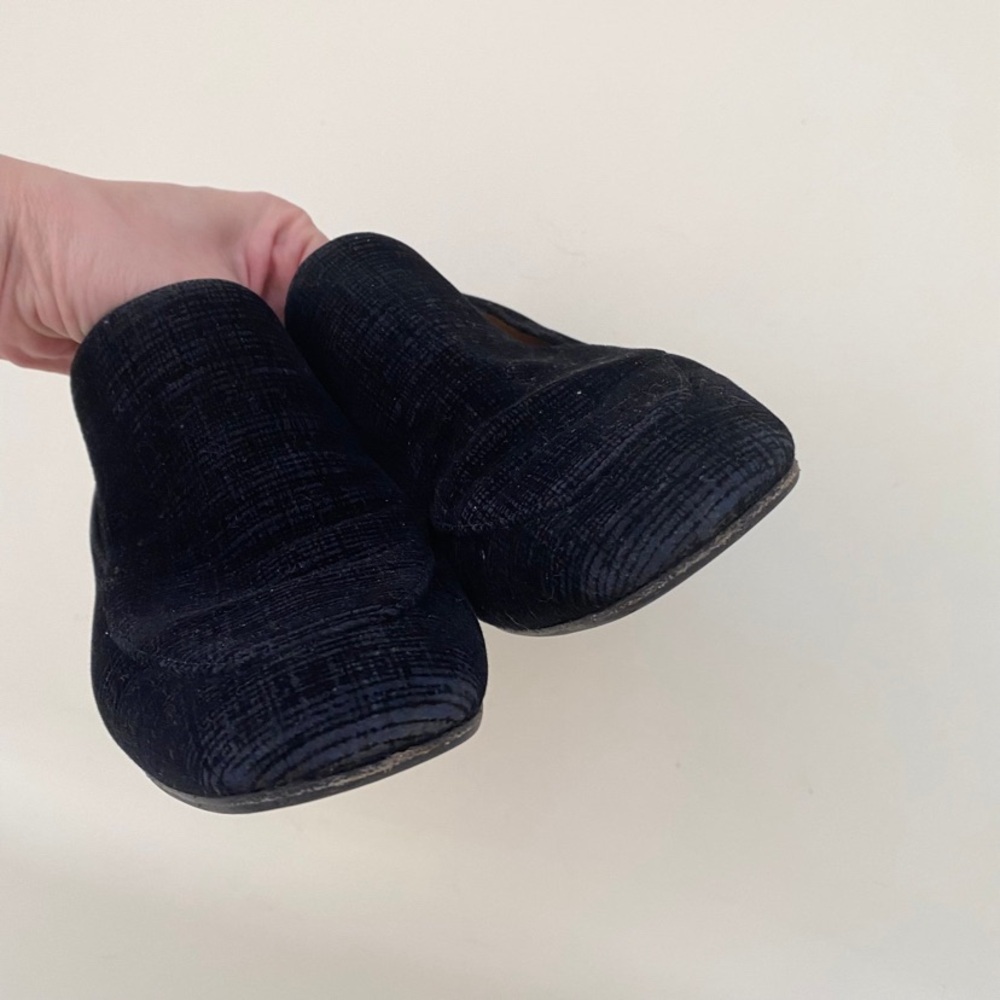 Aquatalia Blue Velvet Loafer Heels - Picture 6 of 7
